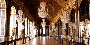 Reggia di Versailles di notte